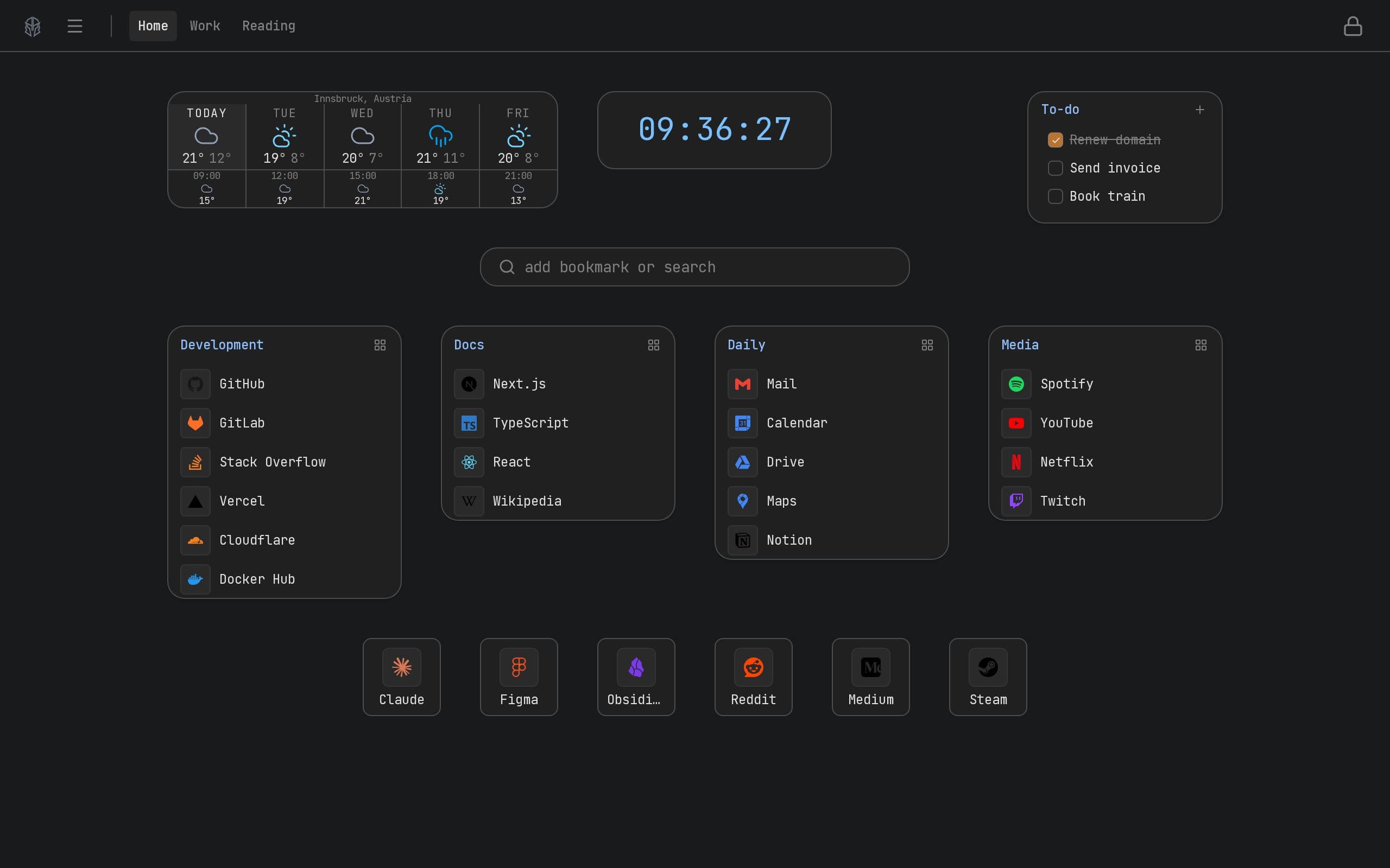 A hoplt board, bookmarks grouped into folders under a clock, a search box, a forecast and a to-do list.